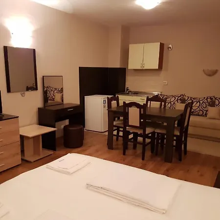 Hotel семеен юлия Primorsko