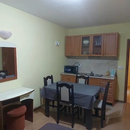 семеен юлия Hotel